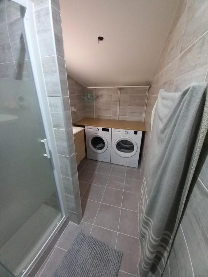 Tres Bel Appartement Condrieu Luaran gambar